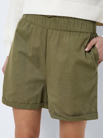 Noisy may - Loosefit Pantalón 'MOYA' en verde