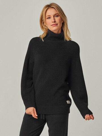 YOU LOOK PERFECT Sweater 'Eve' in Black: front
