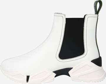 F_WD Chelsea Boots 'MASDAR' in White