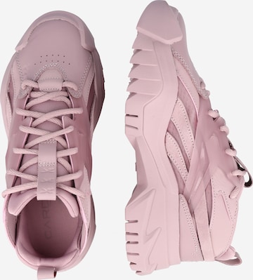 Sneaker 'CLUB C CARDI V2' de la Reebok pe roz