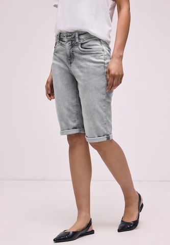 STREET ONE Slim fit Jeans in Grey: front