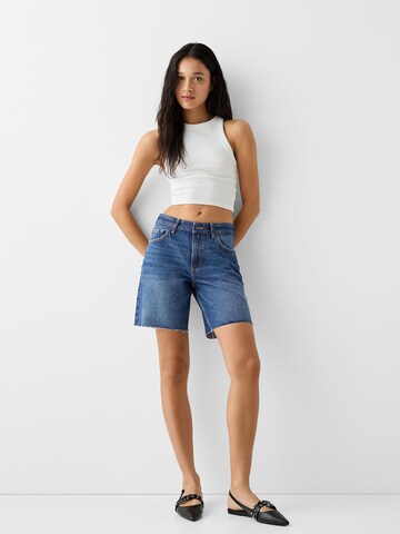 Bershka Loosefit Shorts in Blau