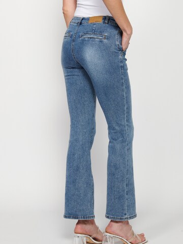 Regular Jeans de la KOROSHI pe albastru