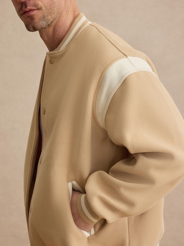 DAN FOX APPAREL Overgangsjakke 'Aras' i beige