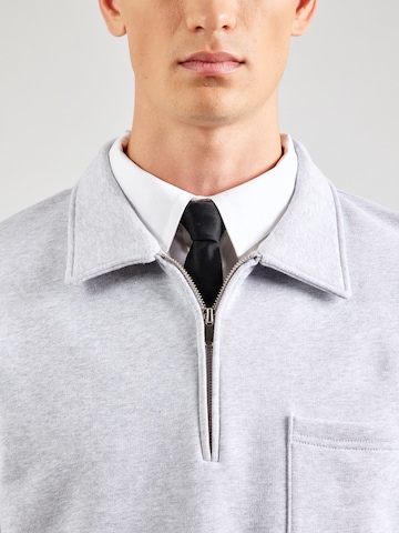 TRAPP Sweatshirt in Grey