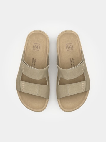 Veja Pantoletter 'Etna' i grå