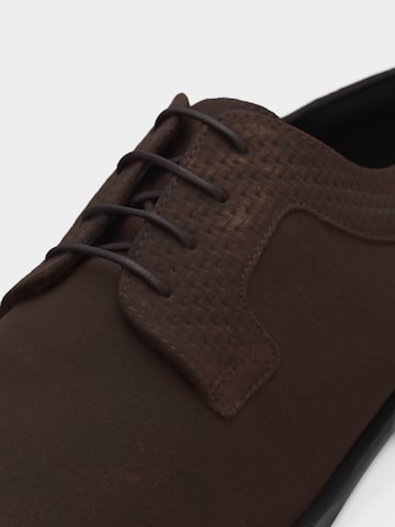 BOSS Šněrovací boty 'Tayil' – hnědá