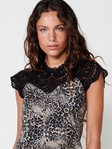 KOROSHI - Blusa en negro