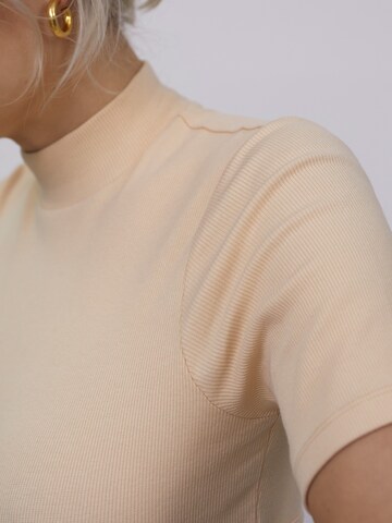 T-shirt 'Michelle' LeGer by Lena Gercke en beige