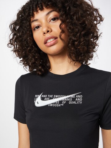 Nike Sportswear T-Shirt in Schwarz