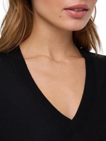 FALKE Pullover 'Pure Merino Wool'‌‌‌‌‌‌‌ in Schwarz
