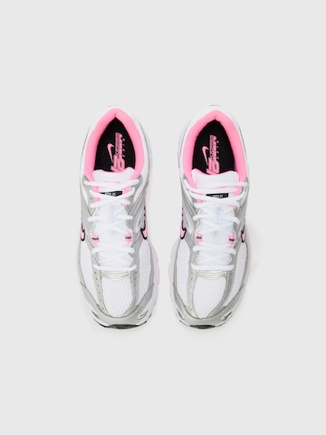 Nike Sportswear Platform trainers 'AIR MAX MOTO 2K' in White