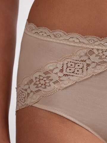 INTIMISSIMI Boyshorts in Beige