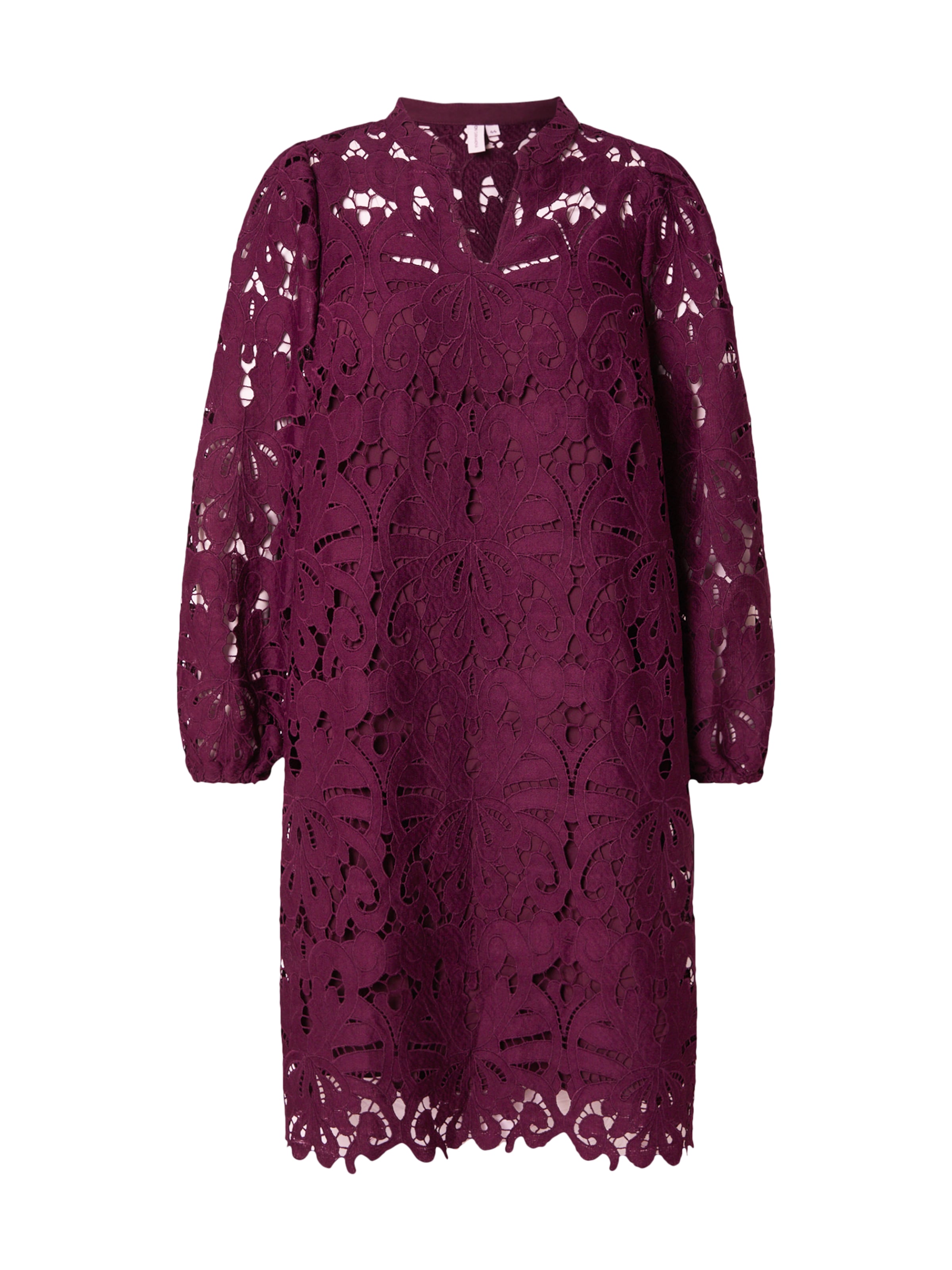 ONLY Carmakoma Cocktail Dress in Red: front