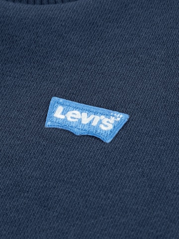 Trening de la Levi's Kids pe albastru