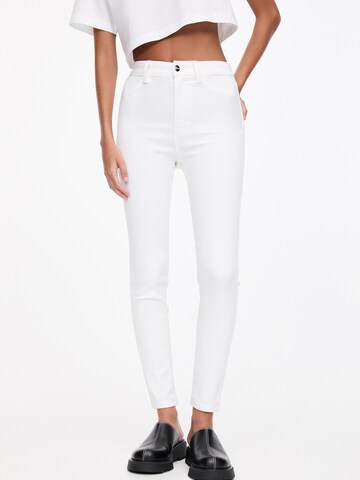 Pull&Bear Skinny Jeans i hvid: forside
