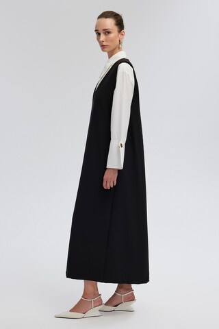Robe Touche Prive en noir
