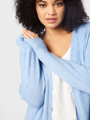 Cardigan 'Esly' ONLY Carmakoma en bleu