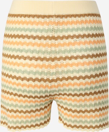 Pieces Petite Slimfit Shorts 'Venice' in Beige