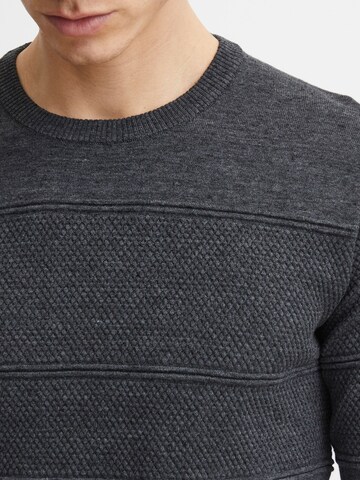 Pullover di 11 Project in grigio