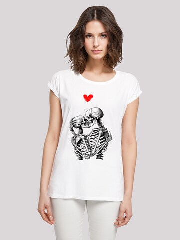 T-shirt 'Love Is All You Need' F4NT4STIC en blanc : devant
