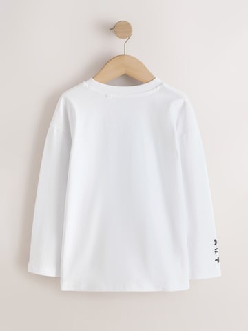 Next - Camiseta en blanco