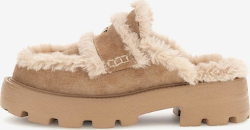 GUESS Mules 'Yaneta' in Brown: front