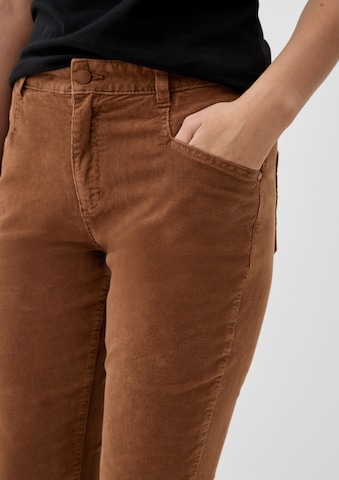 s.Oliver Tapered Hose in Braun