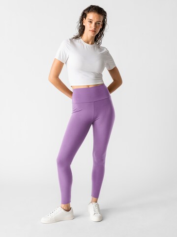 Les Lunes Skinny Leggings 'Luna' in Lila: Vorderseite