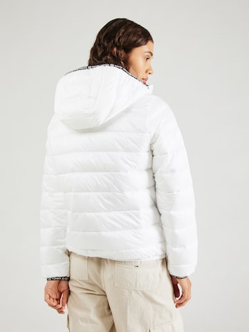 Tommy Jeans Átmeneti dzseki - fehér