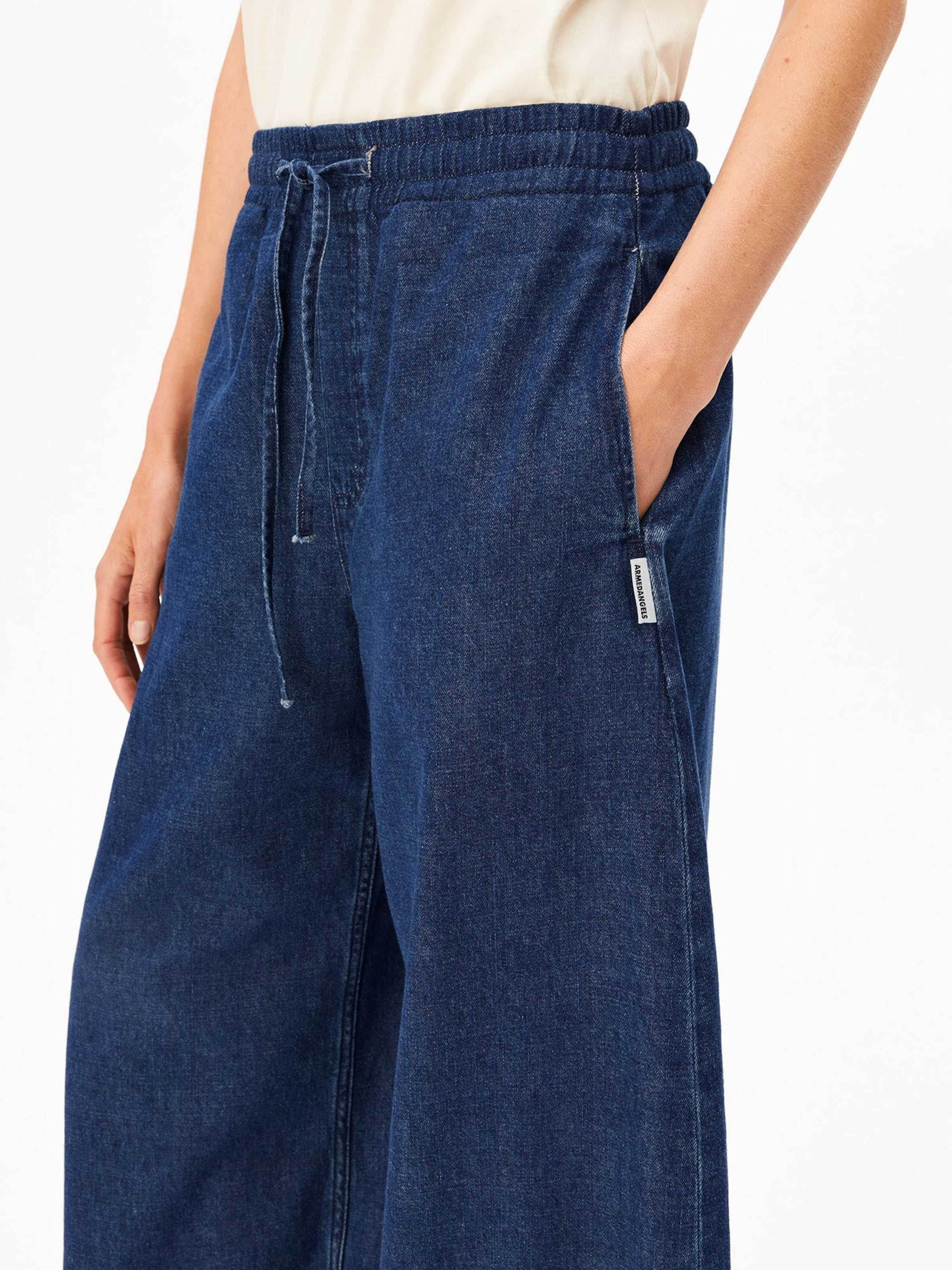 Loosefit Pantalon ARMEDANGELS en bleu