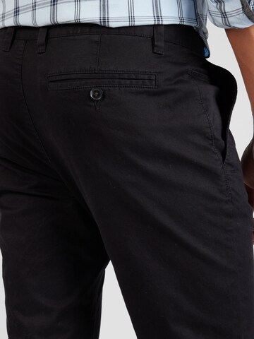 s.Oliver Slim fit Chino trousers in Black