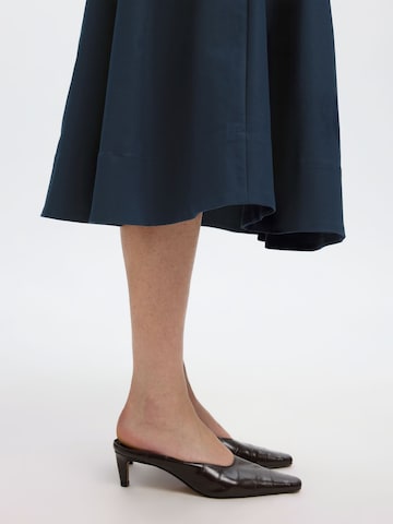 SELECTED - Falda en azul
