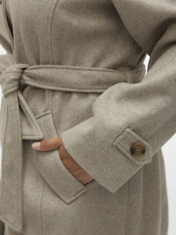 Vero Moda Curve Between-Seasons Coat 'VINCE CHELSEA' in Brown