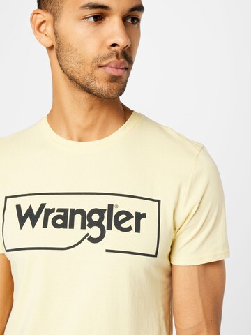 WRANGLER T-Shirt in Gelb