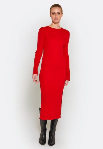 NORR Sukienka z dzianiny w kolorze czerwony: przód