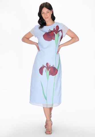 Usha - Vestido em azul: frente