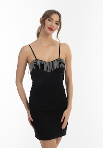 faina Cocktail Dress in Black: front