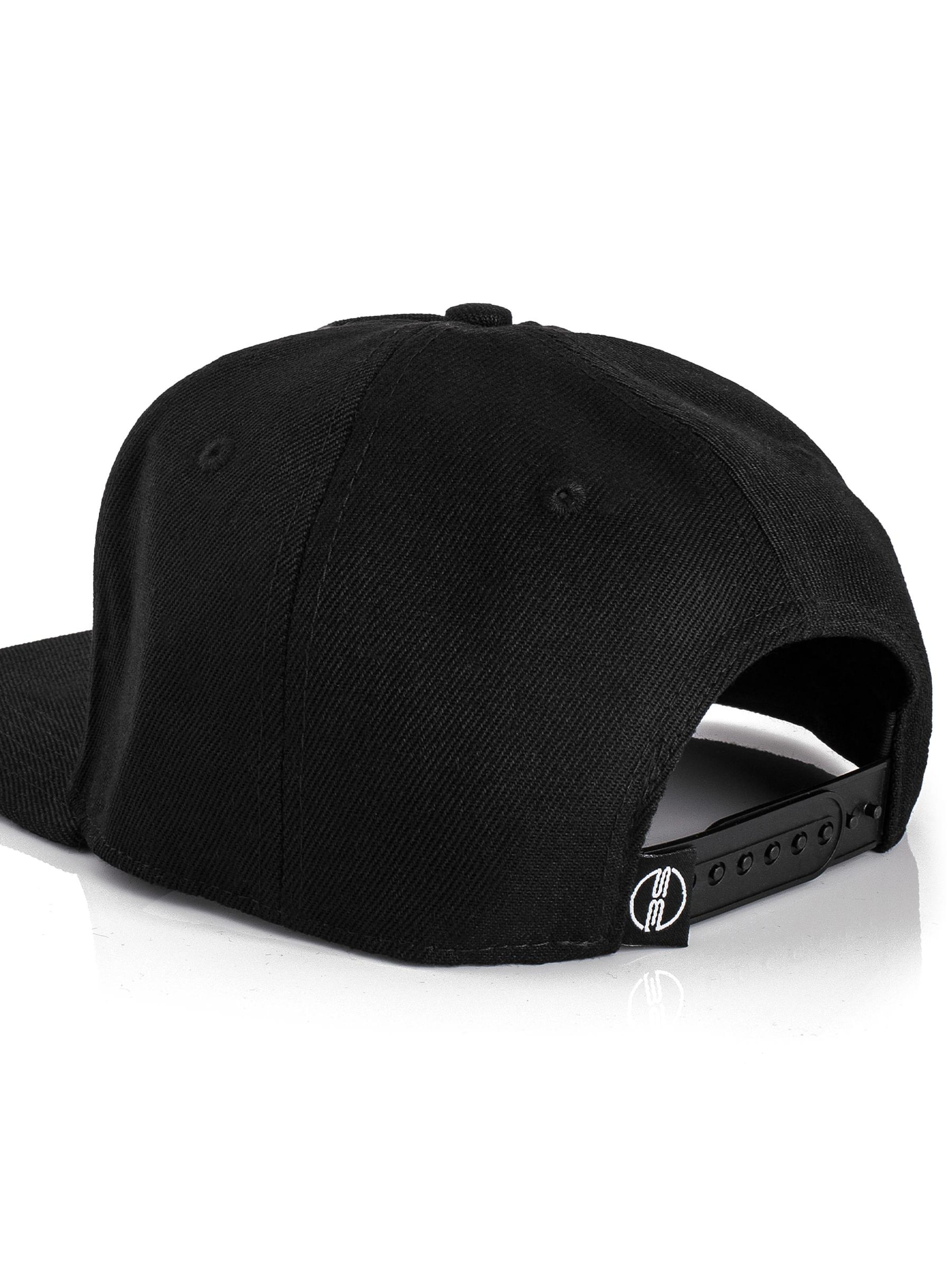 Blackskies Cap 'Traditional Tattoo' in Black