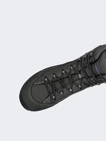 LOWA Boots ' Renegade GTX ' in Grijs