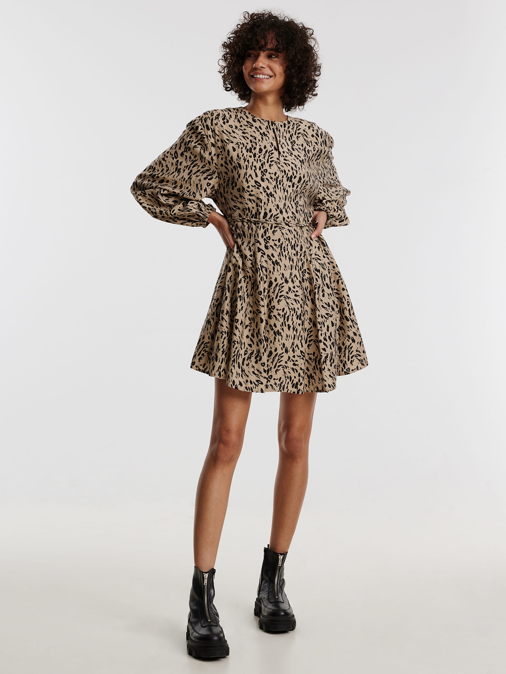 EDITED Producten Jurk 'Jeanette' Bruin