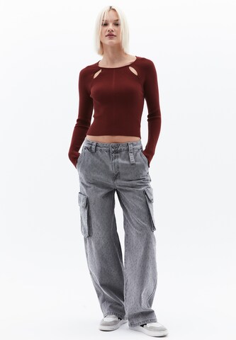 OXXO Sweater in Red