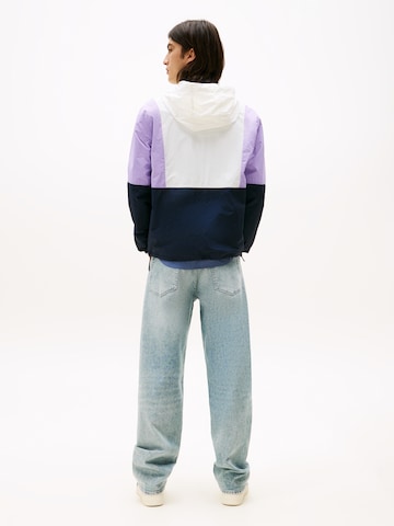 Tommy Jeans Prehodna jakna 'Chicago' | modra barva