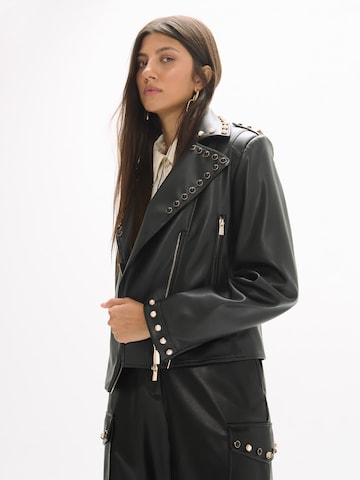 Lola Casademunt Between-season jacket in Black: side