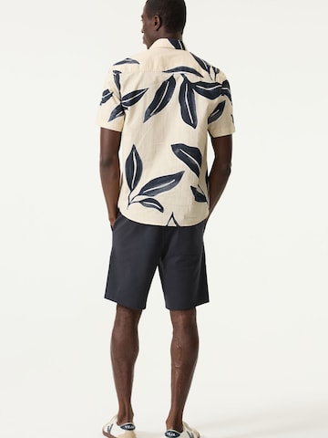 GARCIA - Ajuste regular Camisa en blanco