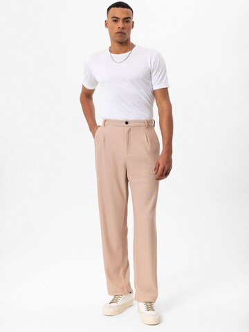 Antioch Regular Trousers in Beige