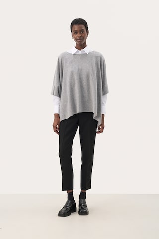 Cape Part Two en gris