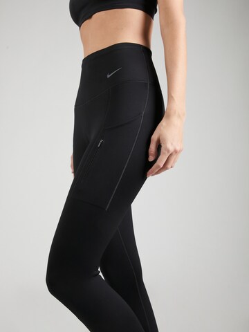 NIKE Skinny Sporthose in Schwarz