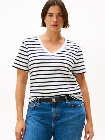 Tommy Hilfiger Curve Shirt in White: front