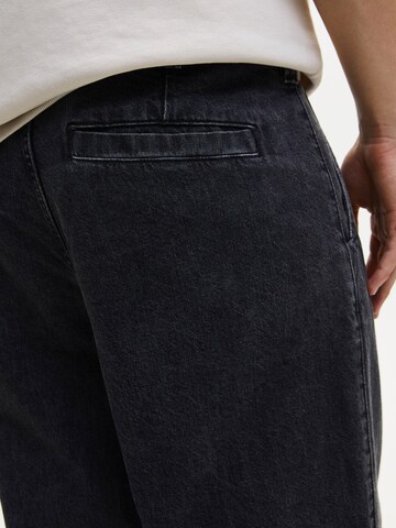 Pull&Bear Loosefit Jeans in Zwart